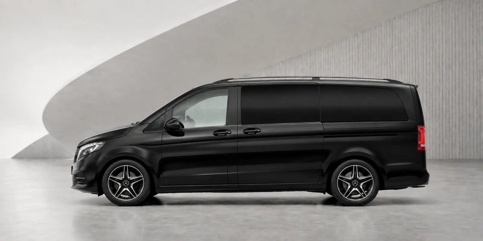 Mercedes Vito van NCC per gruppi e bagagli